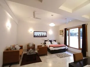 Luxury Suites And Hotels Jcm Marg グルガウン インド