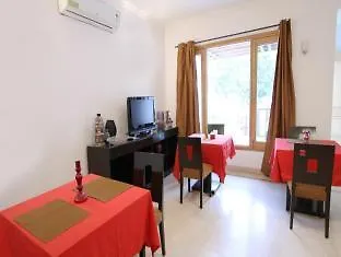 Luxury Suites And Hotels Jcm Marg グルガウン 4*,  インド