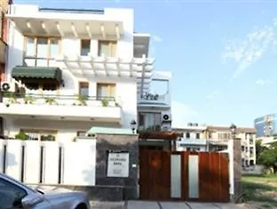 Luxury Suites And Hotels Jcm Marg グルガウン